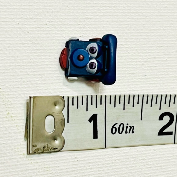 RARE Five Nights At Freddys Collectible Lot - Picture 13 of 14